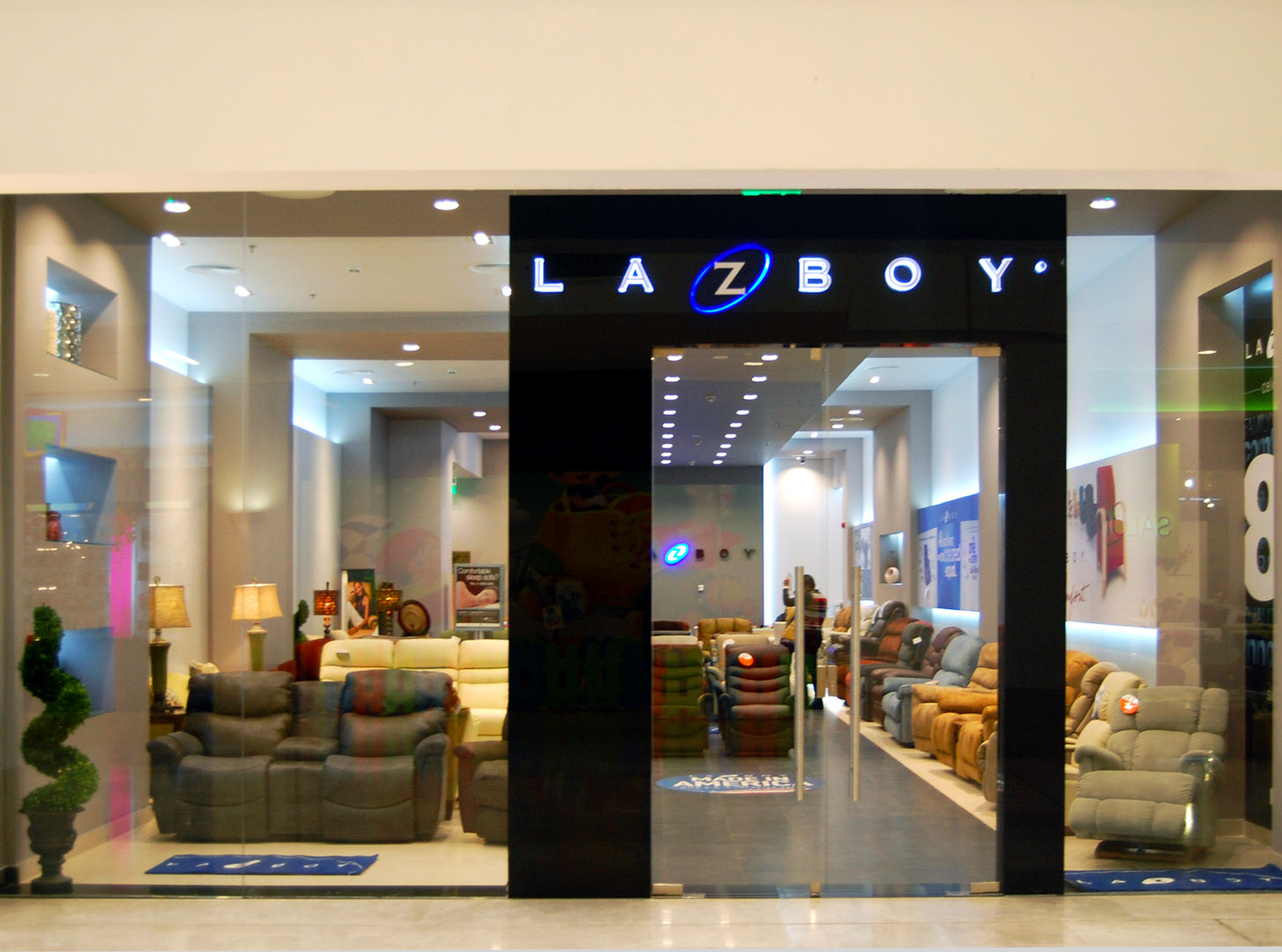 LA-Z-BOY